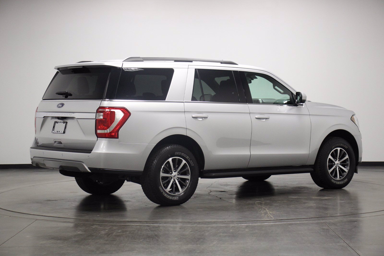 Pre-Owned 2019 Ford Expedition XLT in El Paso #U7240 | Heller Ford